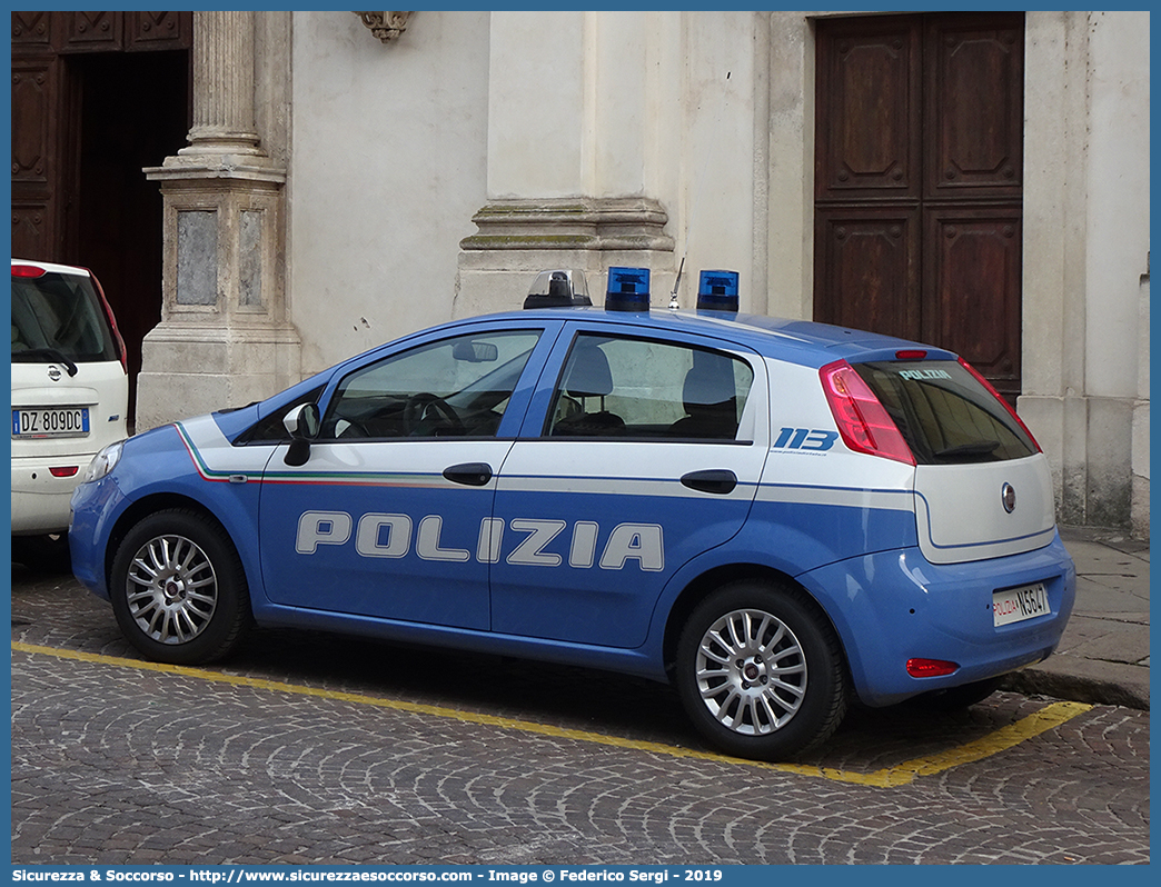 Polizia N5647
Polizia di Stato
Fiat Punto IV serie
Allestitore Nuova Carrozzeria Torinese S.r.l.
Parole chiave: PS;P.S.;Polizia;di;Stato;Fiat;Punto;Nct;Nuova;Carrozzeria;Torinese