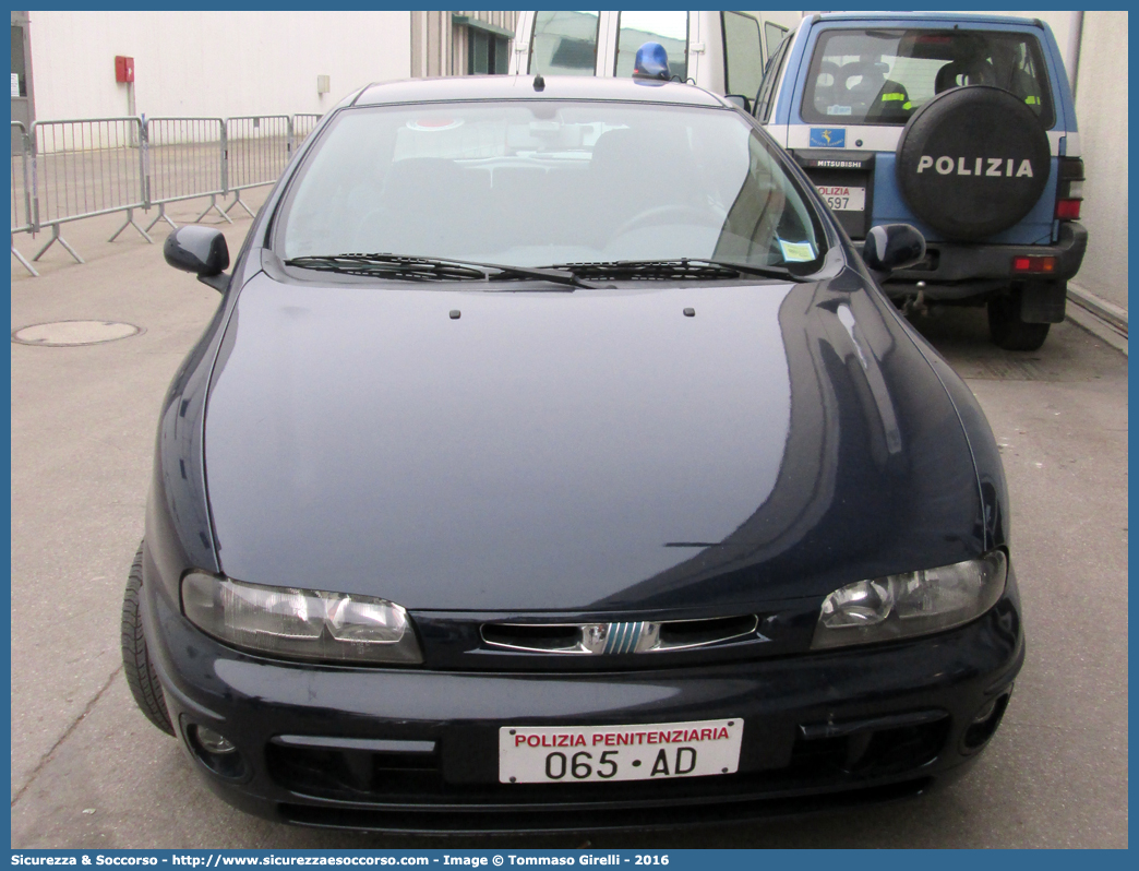 Polizia Penitenziaria 065AD
Polizia Penitenziaria
Nucleo Traduzioni e Piantonamenti
Fiat Brava
Parole chiave: PolPen;AdiC;PP;P.P.;Polizia;Penitenziaria;Nucleo;Traduzioni;Piantonamenti;Fiat;Brava