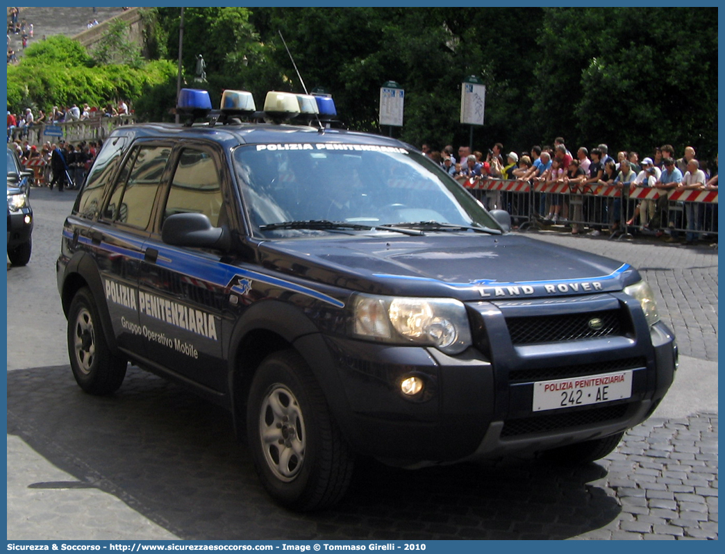 Polizia Penitenziaria 242AE
Polizia Penitenziaria
Nucleo Traduzioni e Piantonamenti
Land Rover Freelander I serie restyling
Parole chiave: PP;P.P.;Pol.Pen;PolPen;AdiC;A.diC.;Agenti;di;Custodia;Polizia;Penitenziaria;Nucleo;Traduzioni;Piantonamenti;Land Rover;Freelander