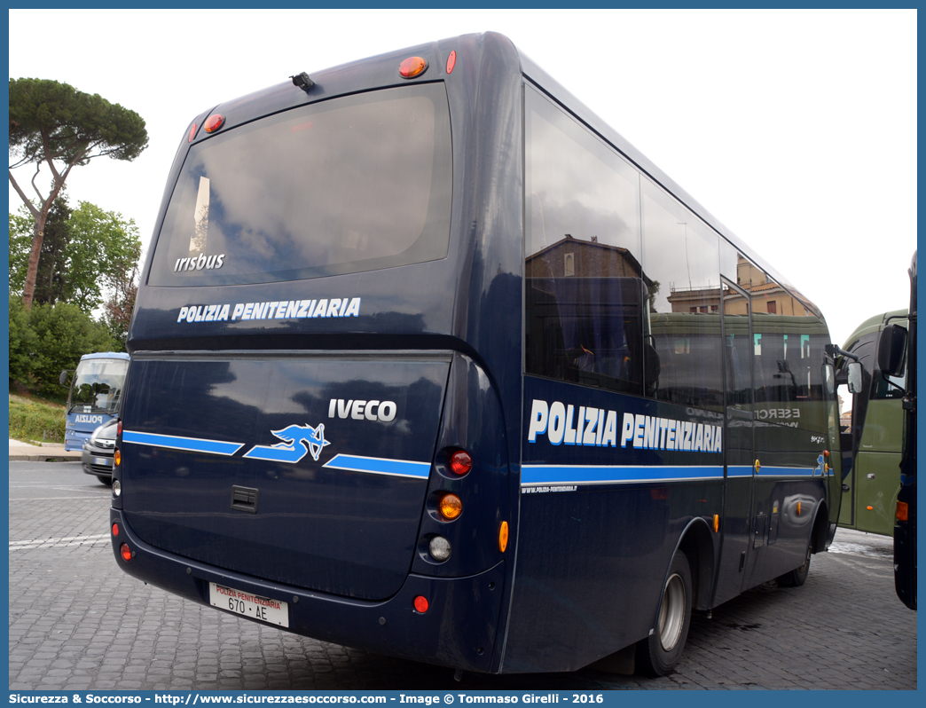 Polizia Penitenziaria 670AE
Polizia Penitenziaria
Iveco Irisbus Proxys
Parole chiave: PP;P.P.;Pol.Pen.;PolPen;AdiC;A.diC.;Agenti;di;Custodia;Polizia;Penitenziaria;Nucleo;Traduzioni;Piantonamenti;Iveco;Irisbus;Proxys