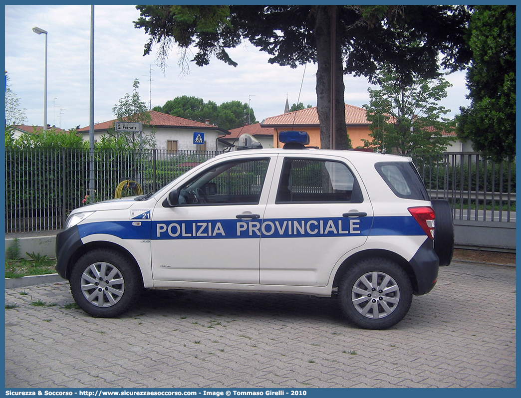 -
Polizia Provinciale
Provincia di Venezia
Daihatsu Terios III serie
Parole chiave: PL;P.L.;PM;P.M.;Polizia;Locale;Provinciale;Venezia;Daihatsu;Terios