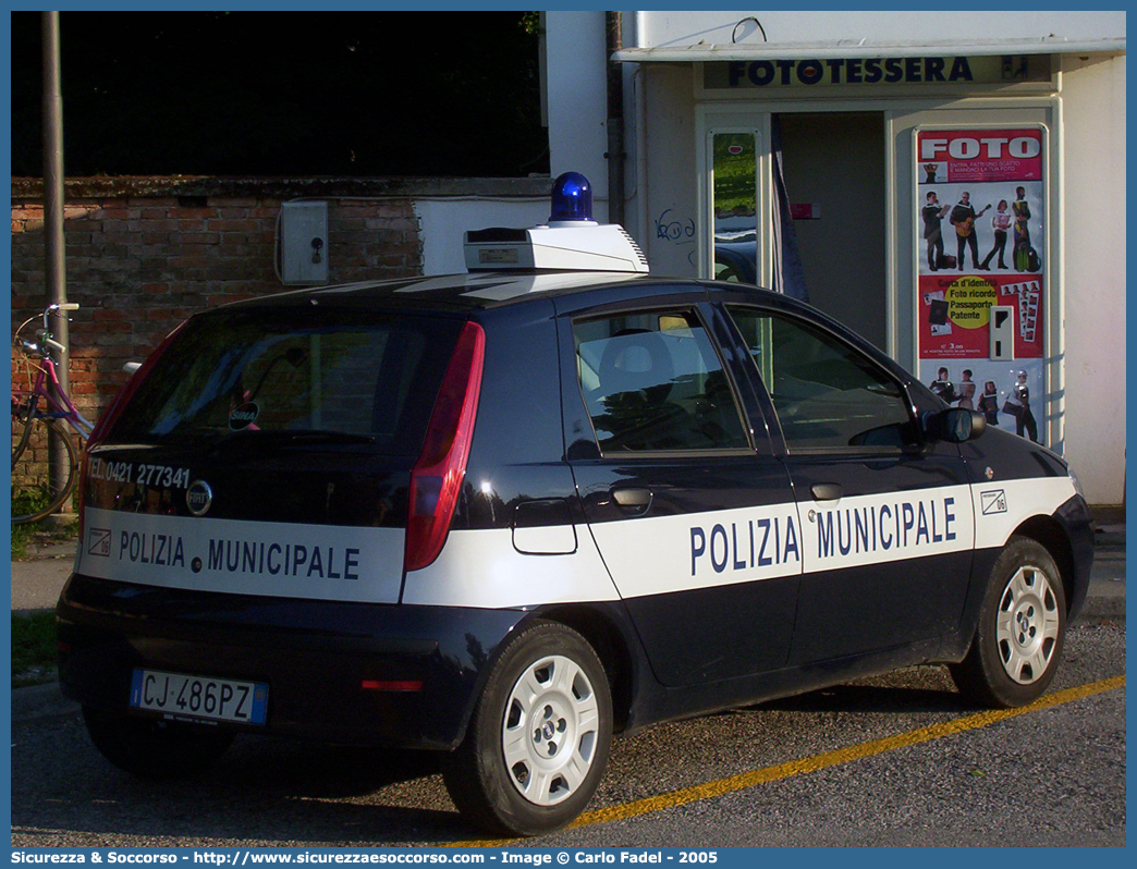 -
Polizia Municipale
Comune di Portogruaro
Fiat Punto III serie
