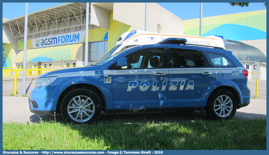 Polizia H8792
Polizia di Stato
Polizia Stradale
Fiat Freemont
Parole chiave: PS;P.S.;Polizia;di;Stato;Pubblica;Sicurezza;Stradale;Fiat;Freemont