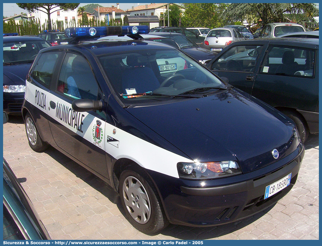 -
Polizia Municipale
Comune di Mel
Fiat Punto II serie
Parole chiave: PL;P.L.;PM;P.M.;Polizia;Locale;Municipale;Mel;Fiat;Punto