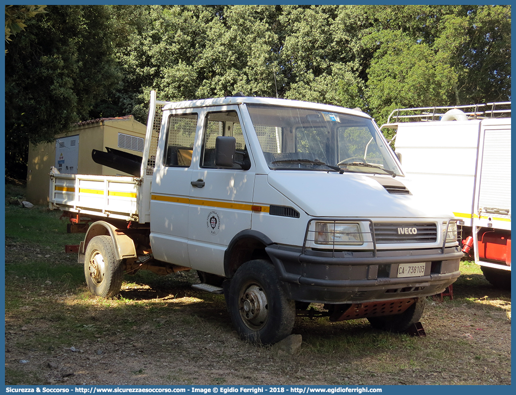 -
Ente Foreste della Sardegna
Iveco Daily 35-10 4x4 II serie
Parole chiave: Ente;Foreste;Sardegna;Iveco;Daily;35-10;35.10;4x4