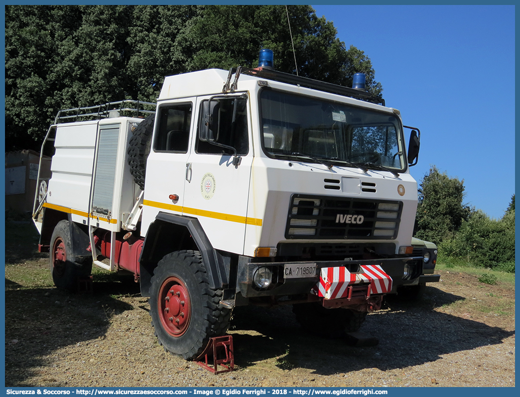 -
Ente Foreste della Sardegna
Iveco 80-17
Parole chiave: Ente;Foreste;Sardegna;Iveco;80-17;80.17