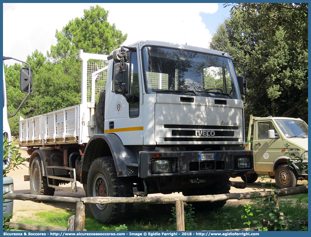 -
Ente Foreste della Sardegna
Iveco EuroCargo 135E23 I serie
Parole chiave: Forestas;F.O.RE.S.T.A.S.;Ente;Foreste;Sardegna;Iveco;EuroCargo;135E23