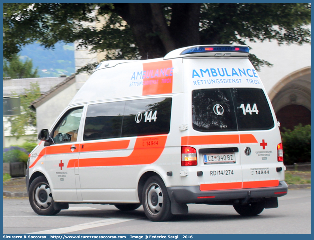 RD/14/274
Republik Österreich
Österreichische Rotes Kreuz
Volkswagen Transporter T5
Conversion by Ambulanz Mobile GmbH & Co. KG
Parole chiave: Republik;Österreich;Österreichische;Rotes;Kreuz;Volkswagen;Transporter;T5;Ambulanz;Mobile