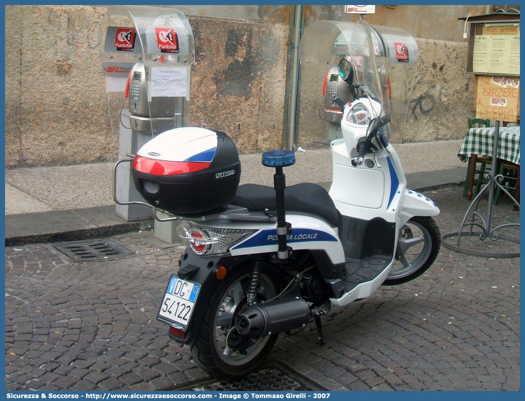 -
Polizia Locale
Comune di Verona
Kymco People S 125 DD
