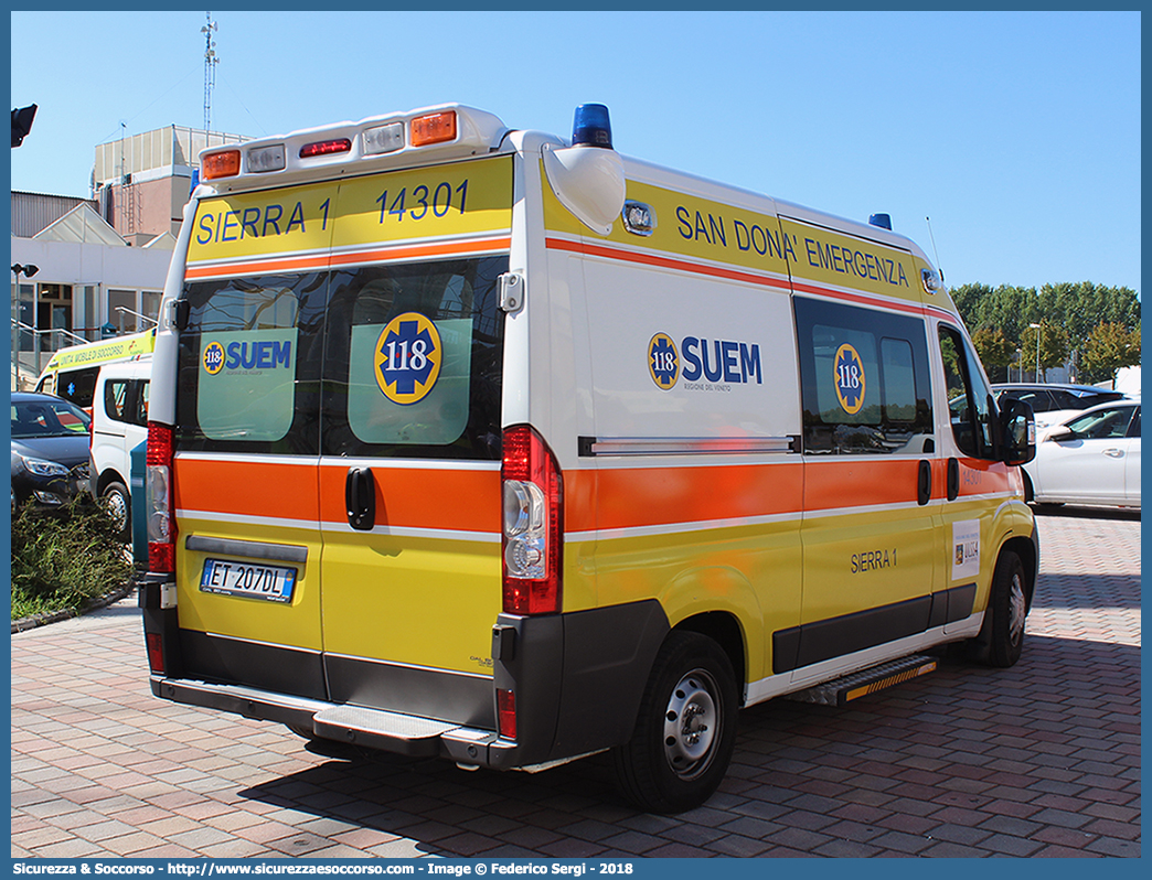 SIERRA 1
SUEM 118 San Donà Emergenza
Azienda ULSS 4 - Veneto Orientale
San Donà di Piave
Fiat Ducato III serie
Allestitore DAL BO Mobility S.r.l.
Parole chiave: 118;SUEM;San Donà di Piave;Emergenza;Ambulanza;Autoambulanza;Fiat;Ducato;X250;DAL;BO