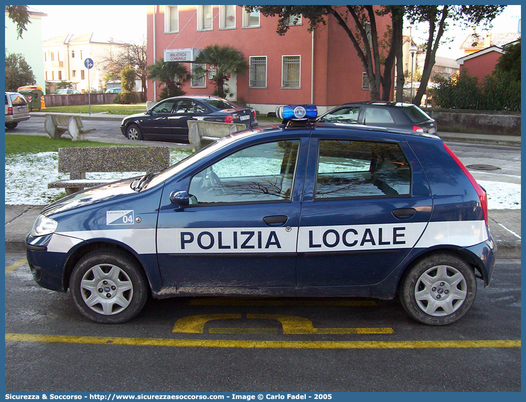 -
Polizia Locale
Comune di San Michele al Tagliamento
Fiat Punto III serie
Parole chiave: PL;P.L.;PM;P.M.;Polizia;Locale;Municipale;San;Michele;al;Tagliamento;Fiat;Punto