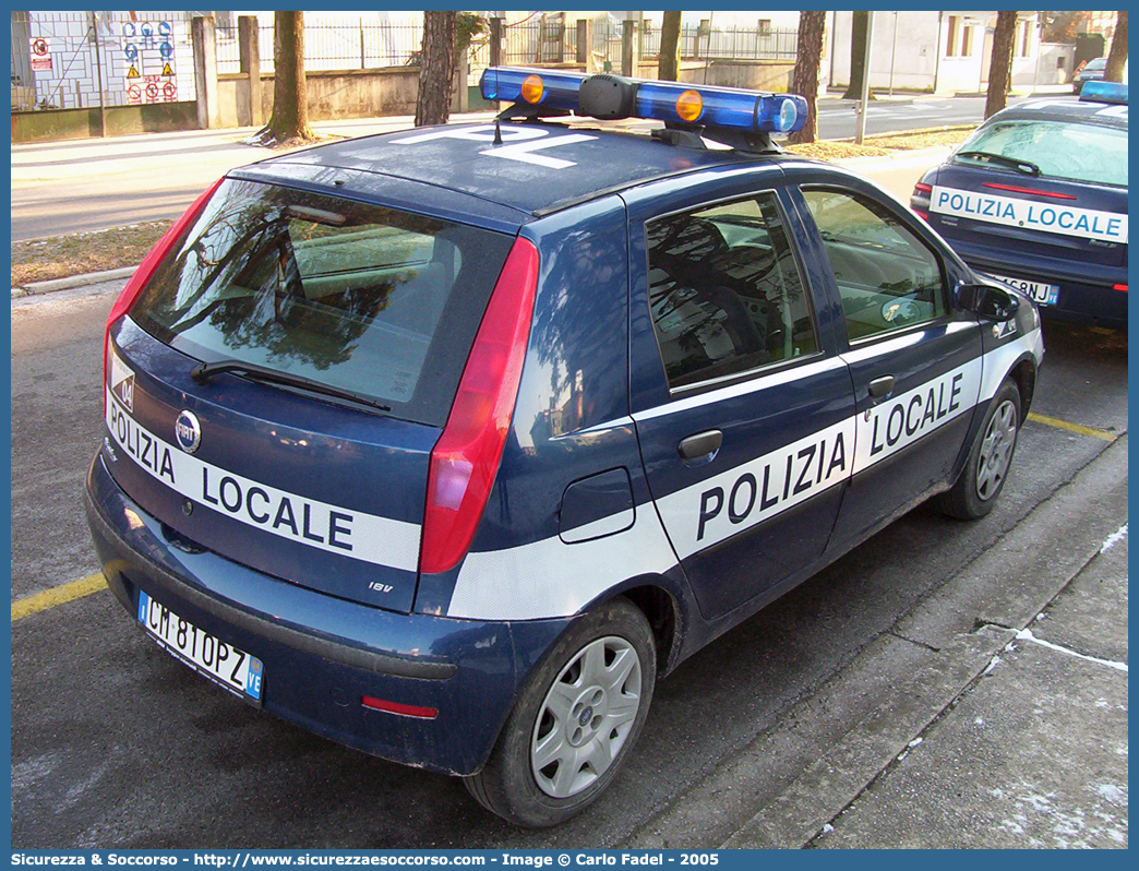 -
Polizia Locale
Comune di San Michele al Tagliamento
Fiat Punto III serie
Parole chiave: PL;P.L.;PM;P.M.;Polizia;Locale;Municipale;San;Michele;al;Tagliamento;Fiat;Punto