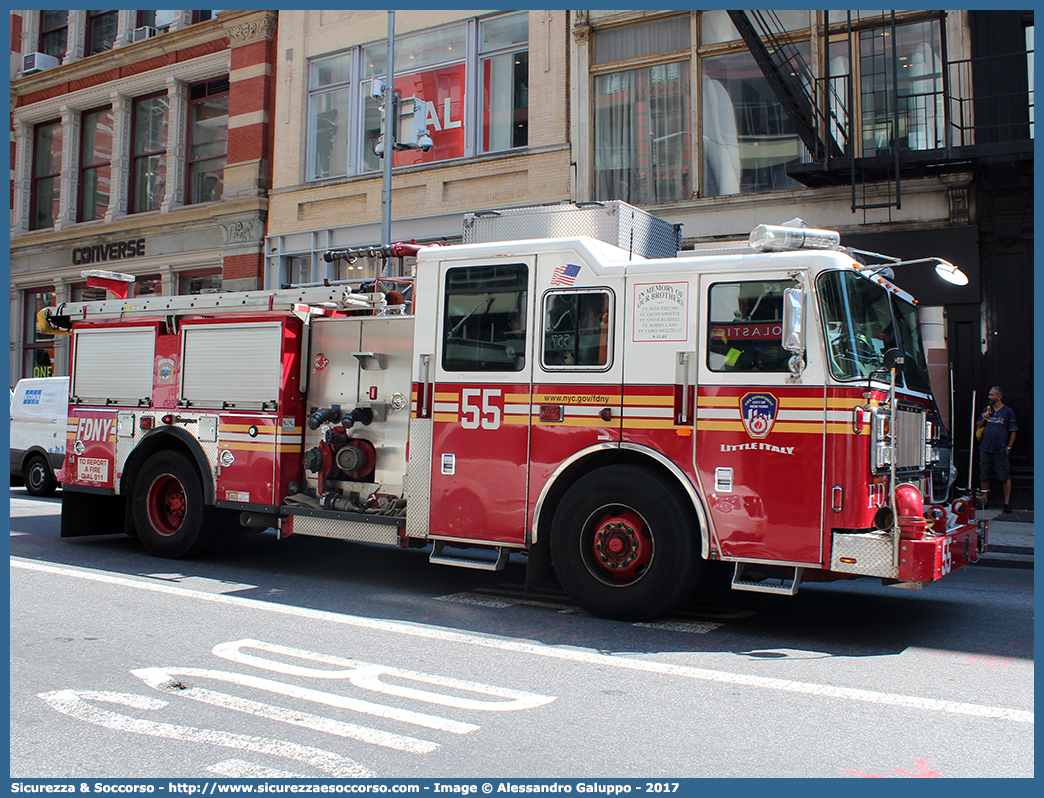 55 - SP10018
United States of America
New York Fire Department
Seagrave Marauder II
Parole chiave: United;States;of;America;USA;U.S.A.;NYFD;N.Y.F.D.;New;York;Fire;Department;Seagrave;Marauder;Engine