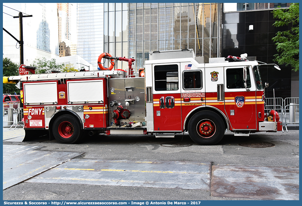 10 - SP13001H
United States of America
New York Fire Department
Seagrave Attacker HD
Parole chiave: United;States;of;America;USA;U.S.A.;NYFD;N.Y.F.D.;New;York;Fire;Department;Seagrave;Attacker;HD;Engine