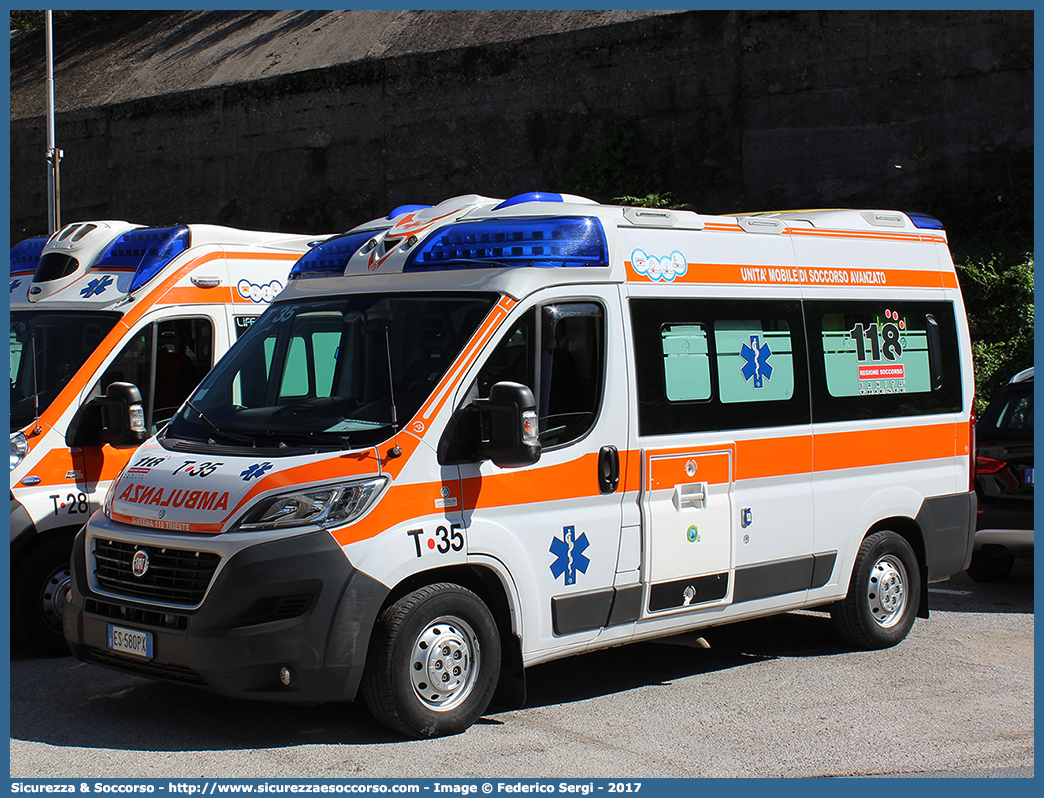 T35
118 Trieste
Fiat Ducato III serie restyling
Allestitore Ambitalia S.p.A.
Parole chiave: 118;Trieste;Ambulanza;Autoambulanza;Fiat;Ducato;Ambitalia