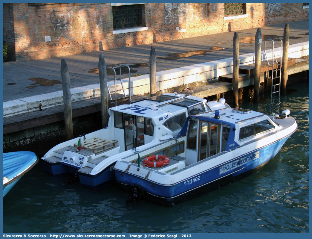 -
Polizia Locale
Comune di Venezia
Agostino Amadi Ag.A 10
Parole chiave: PL;P.L.;PM;P.M.;Polizia;Locale;Municipale;Venezia;Agostino;Amadi;Ag.A;10