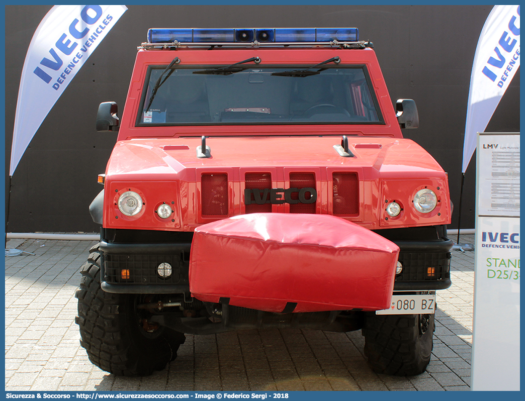 VF 080BZ
Corpo Permanente dei Vigili del Fuoco Bolzano
Berufsfeuerwehr Bozen
Iveco LMV
Parole chiave: VF;VFV;V.F.;V.F.V.;Vigili;Fuoco;Corpo;Permanente;Berufsfeuerwehr;Bolzano;Iveco;LMV;Light;Multirole;Vehicle