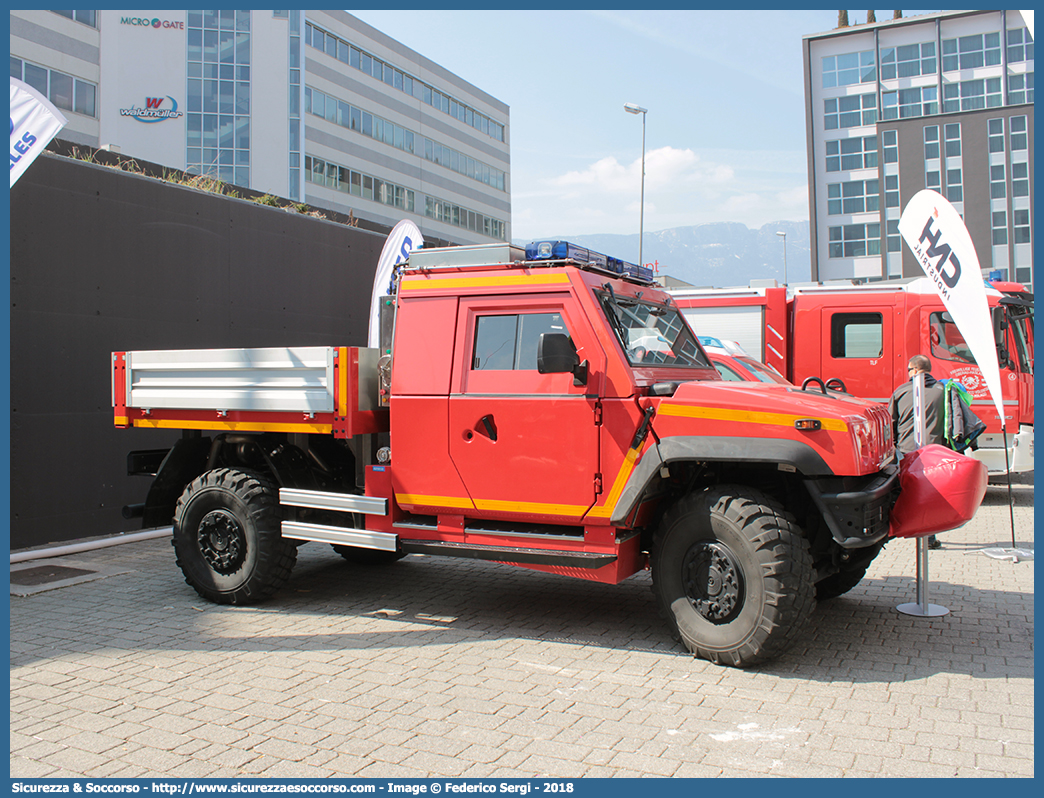 VF 080BZ
Corpo Permanente dei Vigili del Fuoco Bolzano
Berufsfeuerwehr Bozen
Iveco LMV
Parole chiave: VF;VFV;V.F.;V.F.V.;Vigili;Fuoco;Corpo;Permanente;Berufsfeuerwehr;Bolzano;Iveco;LMV;Light;Multirole;Vehicle