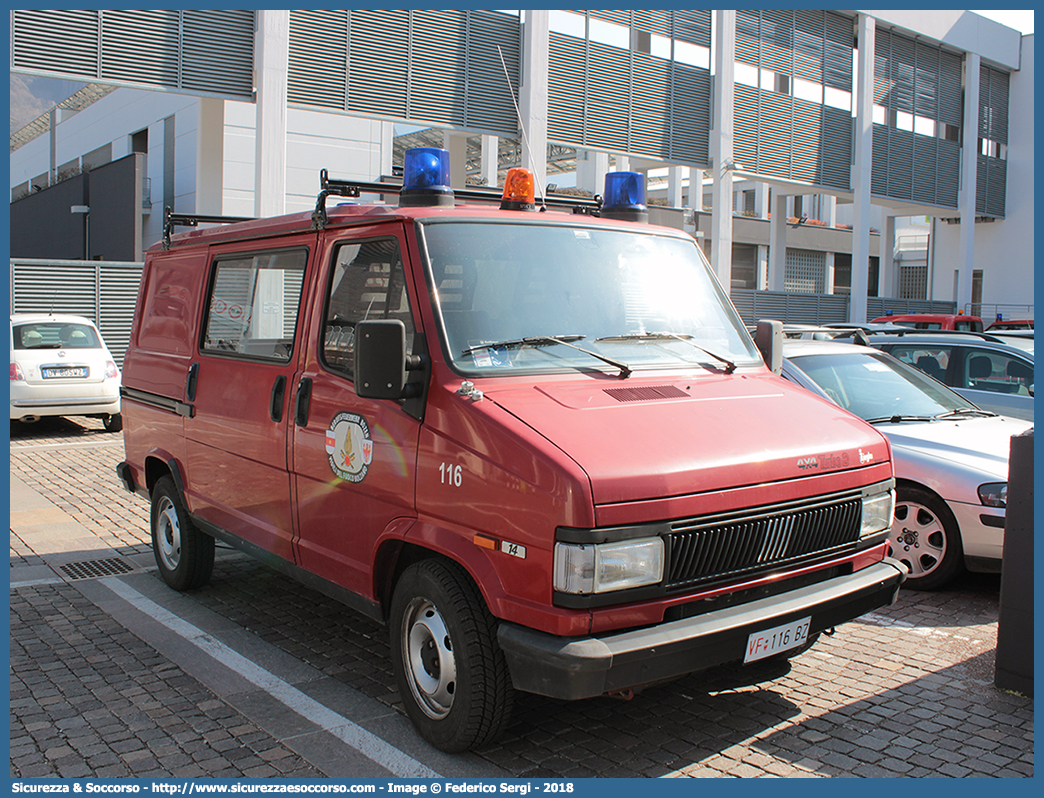 VF 116BZ
Corpo Permanente dei Vigili del Fuoco Bolzano
Berufsfeuerwehr Bozen
Fiat Ducato I serie restyling
Parole chiave: VF;VFV;V.F.;V.F.V.;Vigili;Fuoco;Corpo;Permanente;Berufsfeuerwehr;Bolzano;Bozen;Fiat;Ducato