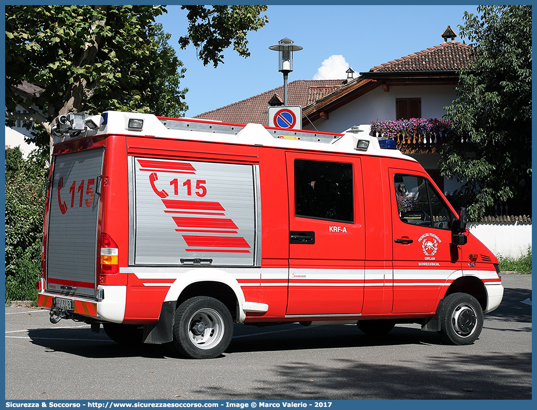 VF 134 BZ
Vigili del Fuoco Volontari Cornaiano-Colterenzio
Freiwillige Feuerwehr Girlan-Schreckbichl
Mercedes Benz Sprinter I serie restyling
Allestitore Brandschutz S.r.l.
Parole chiave: VFV;V.F.V.;Vigili;Fuoco;Volontari;Freiwillige;Feuerwehr;Cornaiano;Colterenzio;Girlan;Schreckbichl;Mercedes;Benz;Sprinter;Brandschutz