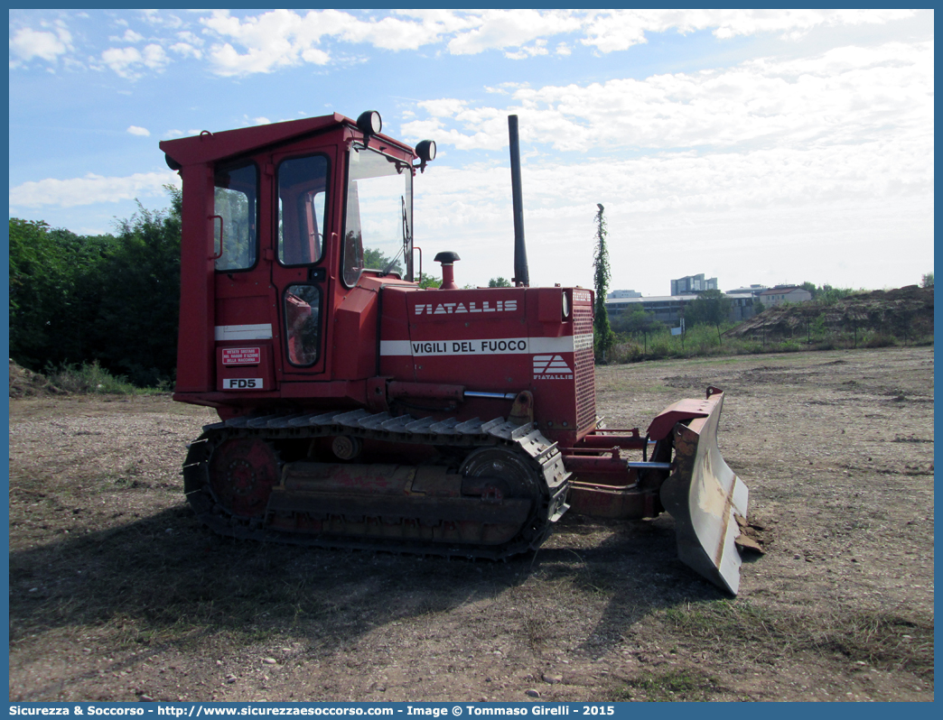 VF 17333
Corpo Nazionale Vigili del Fuoco
Fiat Allis FD5
Parole chiave: VVF;V.V.F.;Corpo;Nazionale;Vigili;del;Fuoco;Fiat;Allis;FD5