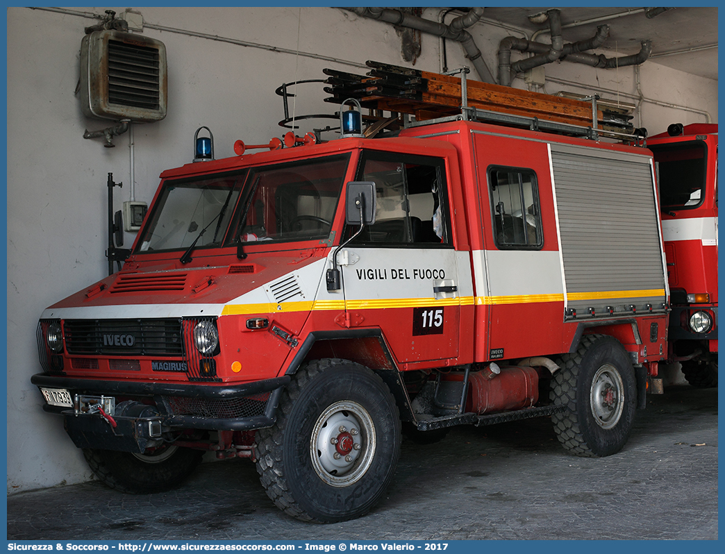 VF 17939
Corpo Nazionale Vigili del Fuoco
Iveco 40-10WM
Allestitore Iveco Magirus
Parole chiave: VF;V.F.;VVF;V.V.F.;Corpo;Nazionale;Vigili;del;Fuoco;Polisoccorso;Iveco;40-10WM;40;10;WM;VM90;VM 90;Magirus