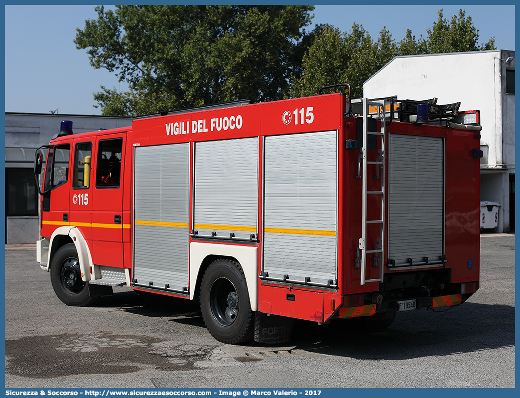 VF 18540
Corpo Nazionale Vigili del Fuoco
Iveco Magirus EuroFire 150E27 I serie
Ricondizionato Fortini S.r.l.
Parole chiave: VVF;V.V.F.;Corpo;Nazionale;Vigili;del;Fuoco;AutoPompaSerbatoio;APS;A.P.S.;Iveco;Magirus;EuroFire;150E27;Fortini