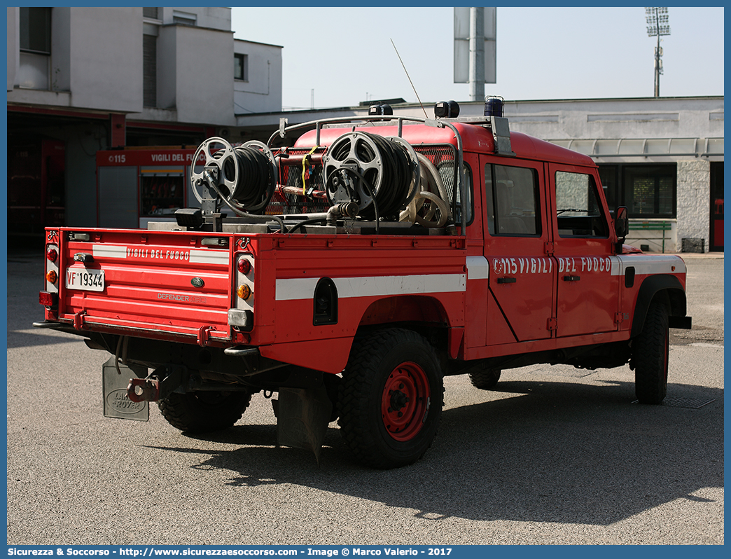 VF 19344
Corpo Nazionale Vigili del Fuoco
Land Rover Defender 130
Parole chiave: VVF;V.V.F.;Corpo;Nazionale;Vigili;del;Fuoco;Land Rover;Defender;130