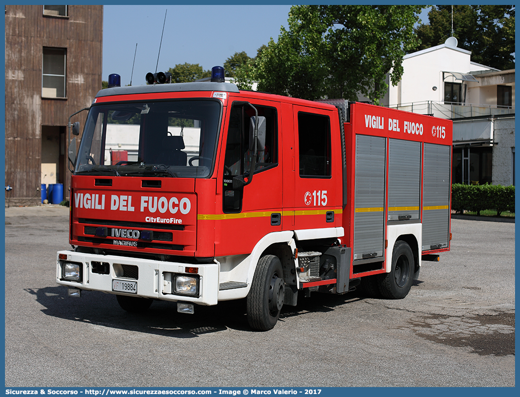 VF 19884
Corpo Nazionale Vigili del Fuoco
Iveco Magirus CityEuroFire
100E21 I serie
Parole chiave: VVF;V.V.F.;Corpo;Nazionale;Vigili;del;Fuoco;AutoPompaSerbatoio;APS;A.P.S.;Iveco;Magirus;EuroFire;100E21