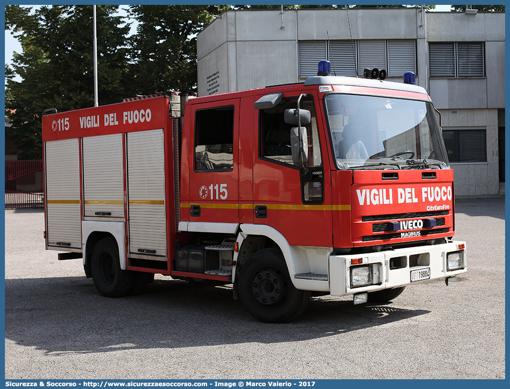 VF 19884
Corpo Nazionale Vigili del Fuoco
Iveco Magirus CityEuroFire
100E21 I serie
Parole chiave: VVF;V.V.F.;Corpo;Nazionale;Vigili;del;Fuoco;AutoPompaSerbatoio;APS;A.P.S.;Iveco;Magirus;EuroFire;100E21