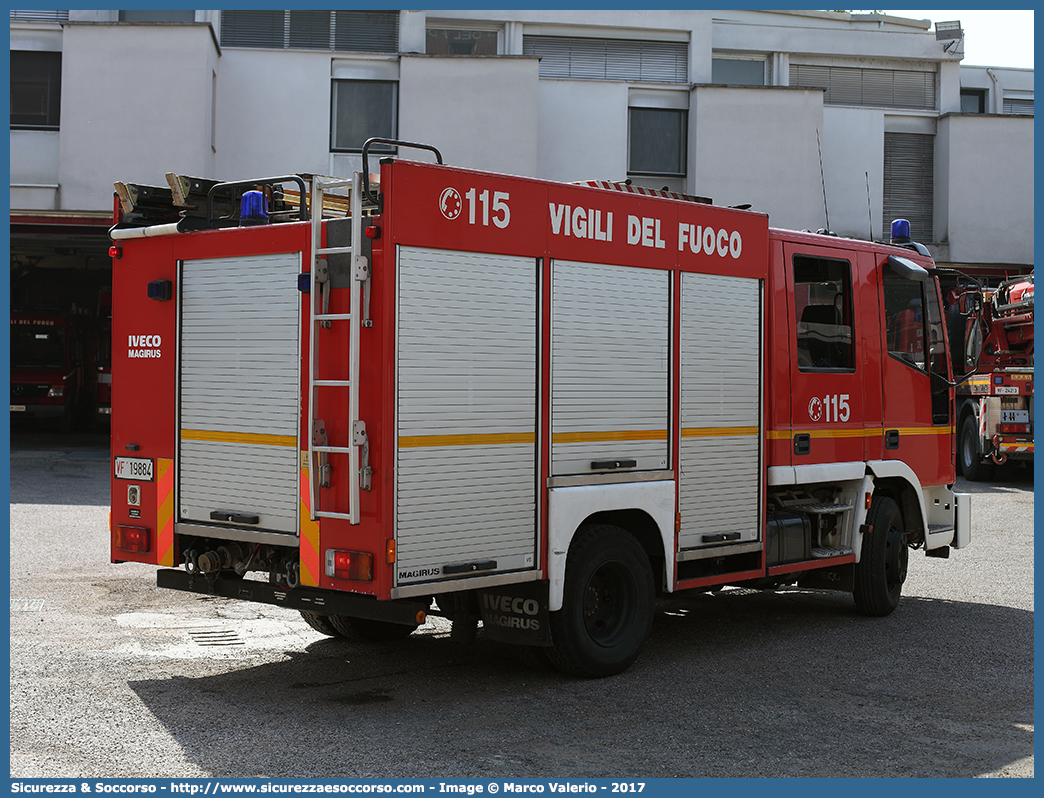 VF 19884
Corpo Nazionale Vigili del Fuoco
Iveco Magirus CityEuroFire
100E21 I serie
Parole chiave: VVF;V.V.F.;Corpo;Nazionale;Vigili;del;Fuoco;AutoPompaSerbatoio;APS;A.P.S.;Iveco;Magirus;EuroFire;100E21