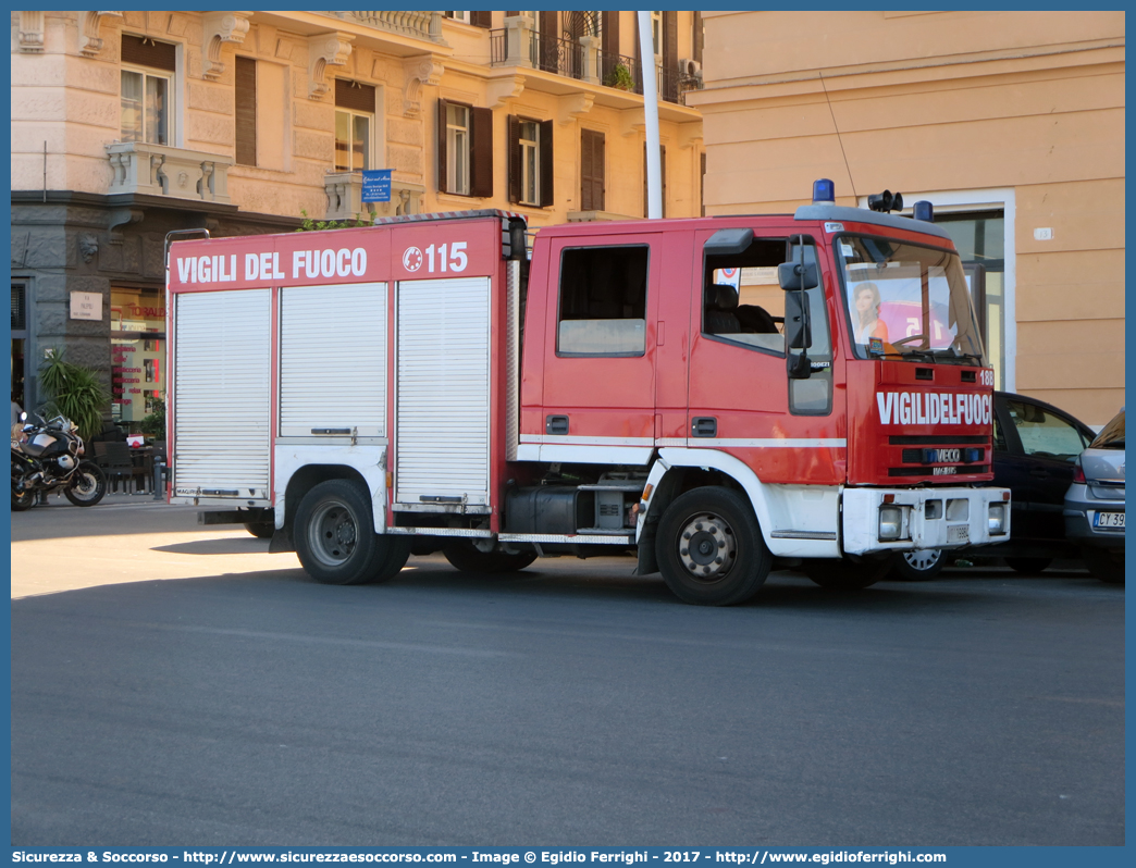 VF 19984
Corpo Nazionale Vigili del Fuoco
Iveco Magirus CityEuroFire
100E21 I serie
Parole chiave: VVF;V.V.F.;Corpo;Nazionale;Vigili;del;Fuoco;AutoPompaSerbatoio;APS;A.P.S.;Iveco;Magirus;EuroFire;100E21