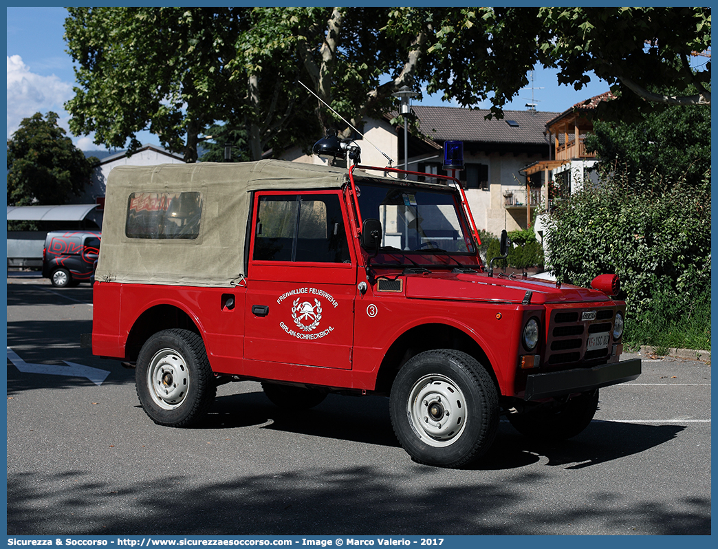 VF 1SC BZ
Vigili del Fuoco Volontari Cornaiano-Colterenzio
Freiwillige Feuerwehr Girlan-Schreckbichl
Fiat Nuova Campagnola
Parole chiave: VFV;V.F.V.;Vigili;Fuoco;Volontari;Freiwillige;Feuerwehr;Cornaiano;Colterenzio;Girlan;Schreckbichl;Fiat;Nuova;Campagnola