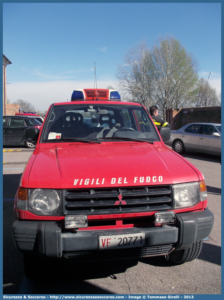 VF 20771
Corpo Nazionale Vigili del Fuoco
Mitsubishi Pajero SWB II serie
Parole chiave: VVF;V.V.F.;Corpo;Nazionale;Vigili;del;Fuoco;Mitsubishi;Pajero;SWB