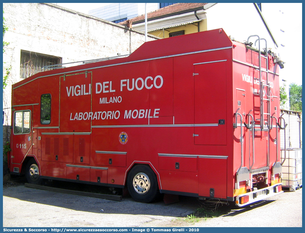 VF 21019
Corpo Nazionale Vigili del Fuoco
Nucleo N.B.C.R.
Fiat
Parole chiave: VVF;V.V.F.;Corpo;Nazionale;Vigili;del;Fuoco;Fiat;NBCR;N.B.C.R.;Nucleare;Batteriologico;Chimico;Radiologico;Radiometrico;Radiometria;Radioattività;Radioattivita