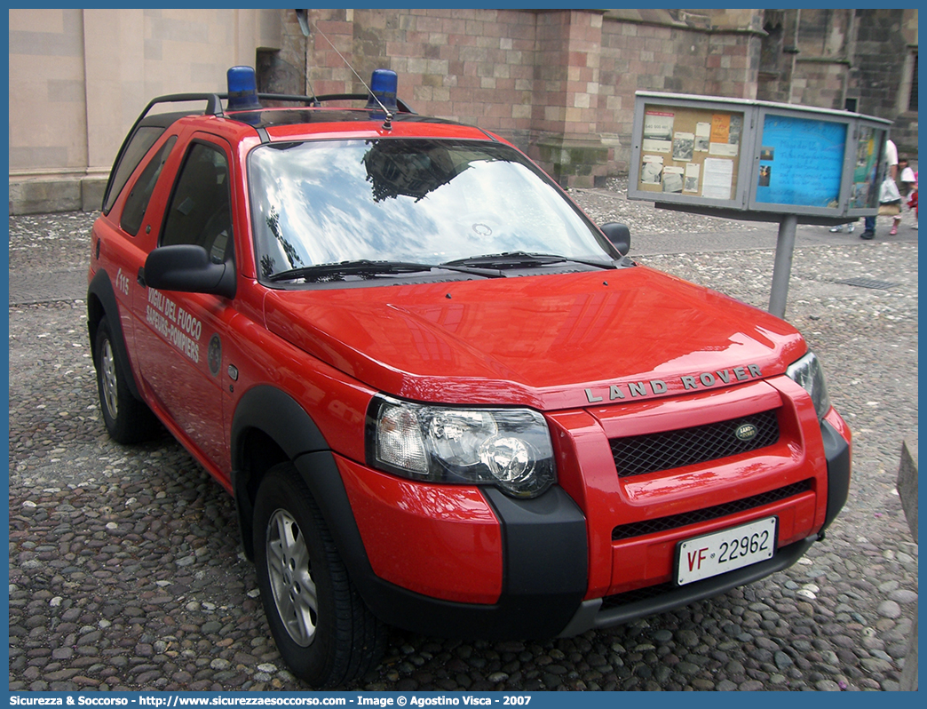 VF 22962
Vigili del Fuoco
Regione Autonoma Valle d'Aosta
Land Rover Freelander I serie restyling
Parole chiave: VVF;V.V.F.;Vigili;del;Fuoco;Regione;Autonoma;Valle;Aosta;Land Rover;Freelander