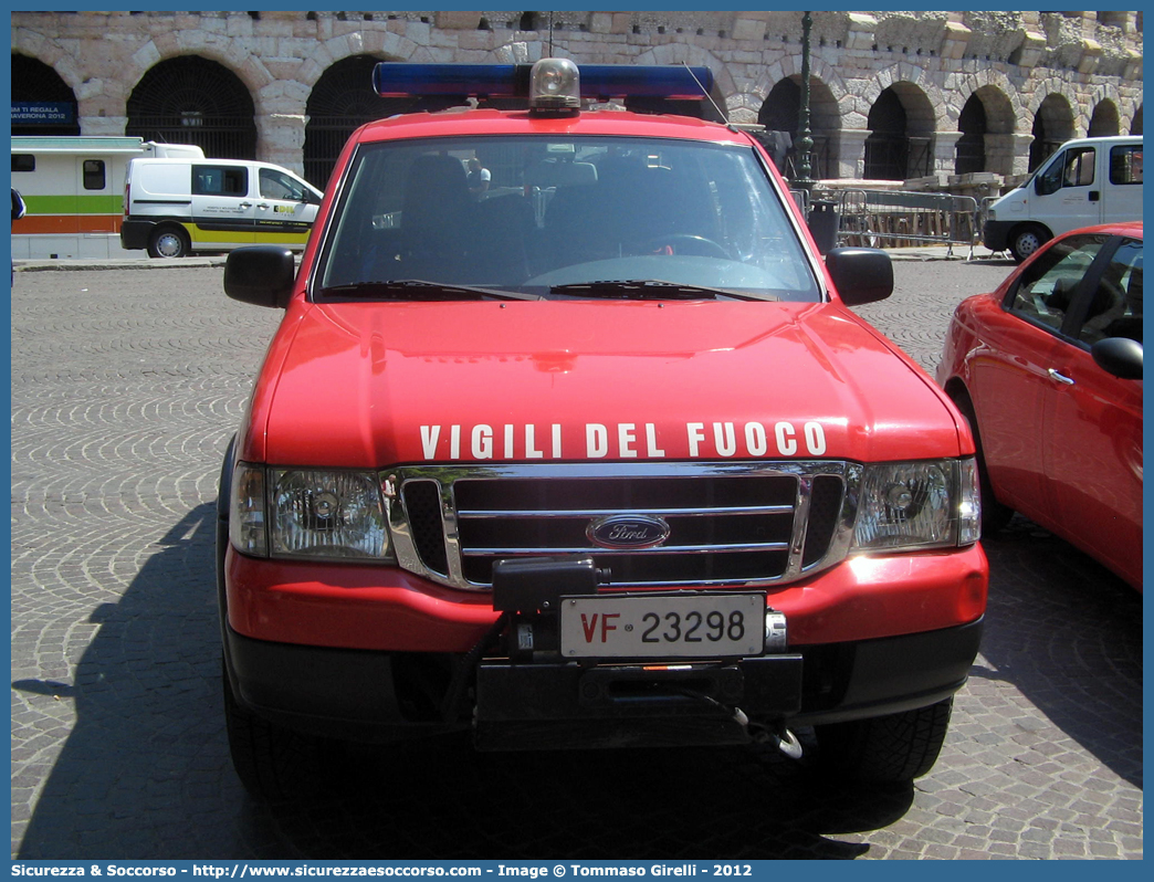 VF 23298
Corpo Nazionale Vigili del Fuoco
Ford Ranger I serie restyling
Parole chiave: VVF;V.V.F.;Corpo;Nazionale;Vigili;del;Fuoco;Ford;Ranger