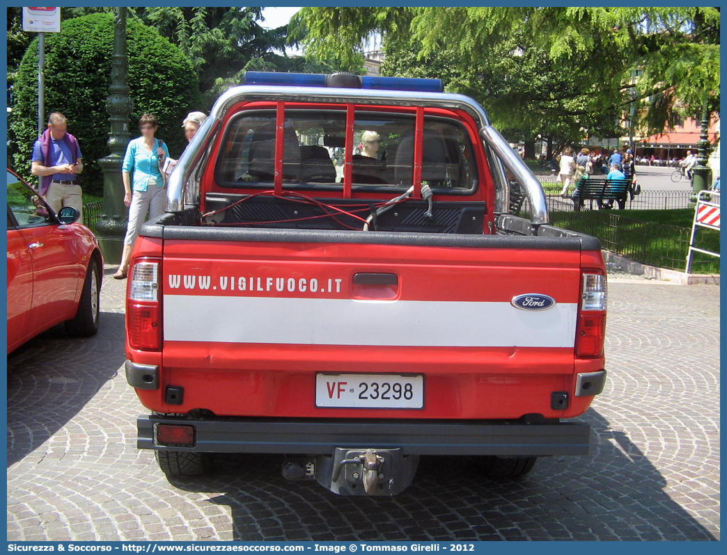 VF 23298
Corpo Nazionale Vigili del Fuoco
Ford Ranger I serie restyling
Parole chiave: VVF;V.V.F.;Corpo;Nazionale;Vigili;del;Fuoco;Ford;Ranger