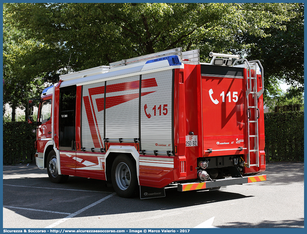 VF 25D BZ
Vigili del Fuoco Volontari Cornaiano-Colterenzio
Freiwillige Feuerwehr Girlan-Schreckbichl
Mercedes Benz Atego 1329 II serie
Allestitore Brandschutz S.r.l.
Parole chiave: VFV;V.F.V.;Vigili;Fuoco;Volontari;Freiwillige;Feuerwehr;Cornaiano;Colterenzio;Girlan;Schreckbichl;Mercedes;Benz;Atego;1329;Brandschutz