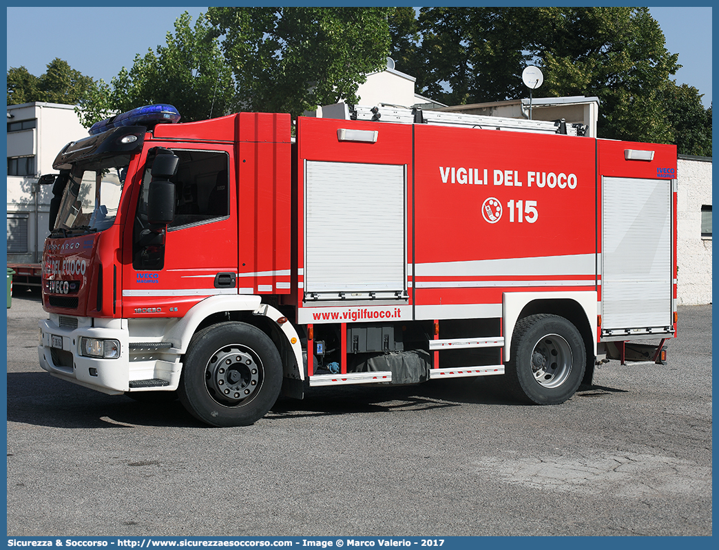 VF 26160
Corpo Nazionale Vigili del Fuoco
Iveco EuroCargo 180E30 III serie
Allestitore Iveco Magirus
Parole chiave: VVF;V.V.F.;Corpo;Nazionale;Vigili;del;Fuoco;ABP;A.B.P.;AutoBottePompa;AutoBotte;Iveco;EuroCargo;180E30;180 E 30;180 E30;Magirus