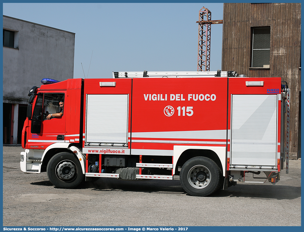 VF 26160
Corpo Nazionale Vigili del Fuoco
Iveco EuroCargo 180E30 III serie
Allestitore Iveco Magirus
Parole chiave: VVF;V.V.F.;Corpo;Nazionale;Vigili;del;Fuoco;ABP;A.B.P.;AutoBottePompa;AutoBotte;Iveco;EuroCargo;180E30;180 E 30;180 E30;Magirus