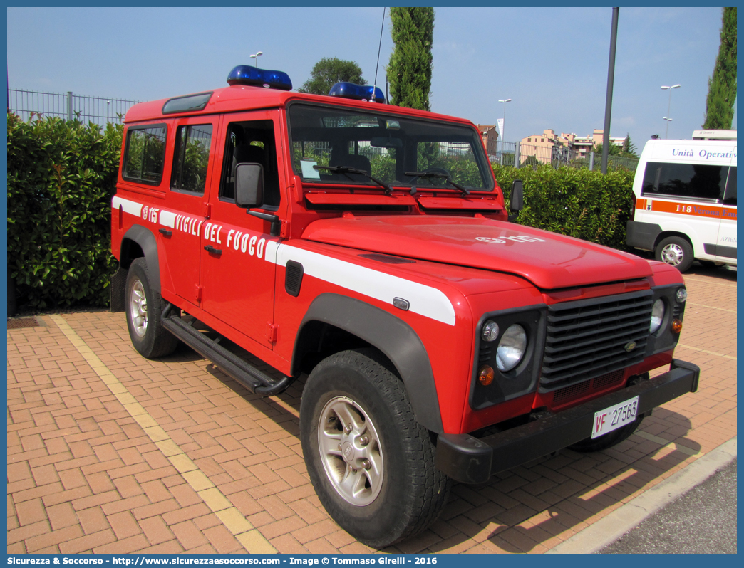 VF 27563
Corpo Nazione Vigili del Fuoco
Land Rover Defender 110
Parole chiave: VF;VVF;V.F.;V.V.F.;Corpo;Nazionale;Vigili del Fuoco;Vigili;Fuoco;Land Rover;Defender;110