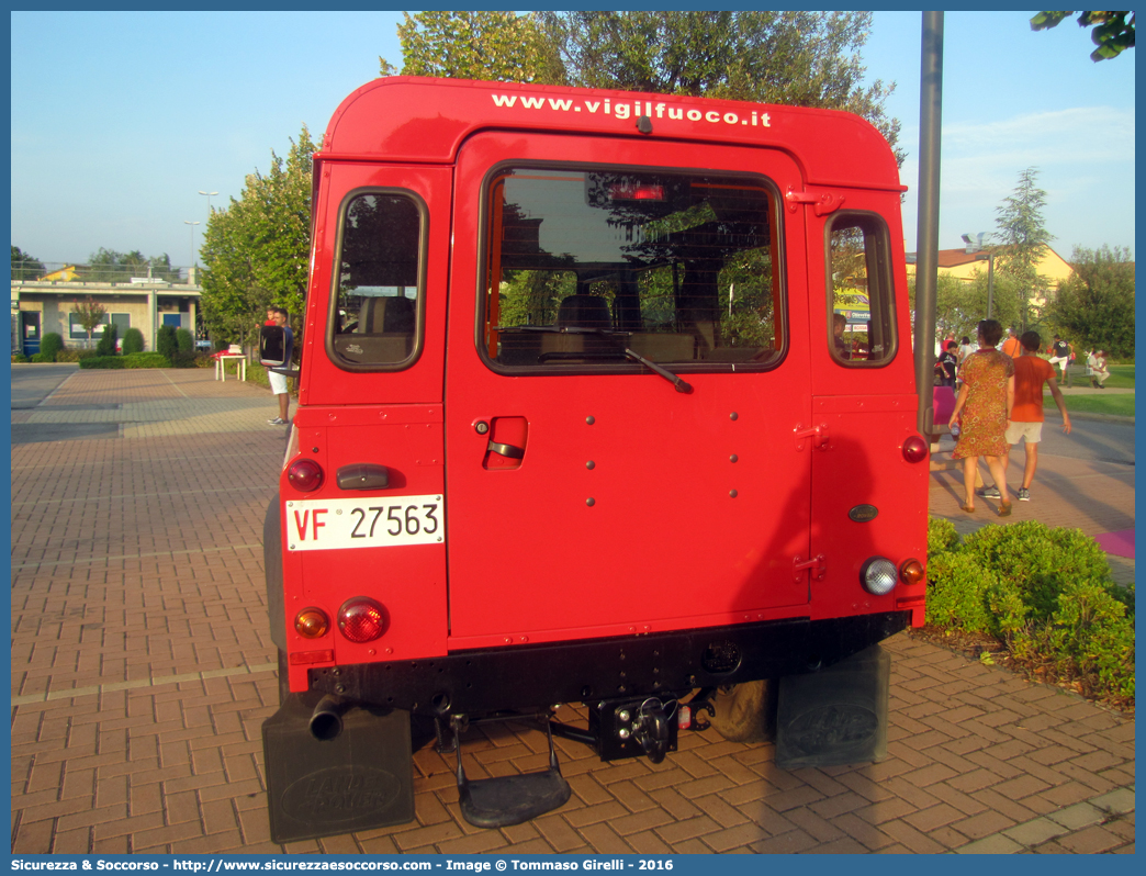 VF 27563
Corpo Nazione Vigili del Fuoco
Land Rover Defender 110
Parole chiave: VF;VVF;V.F.;V.V.F.;Corpo;Nazionale;Vigili del Fuoco;Vigili;Fuoco;Land Rover;Defender;110