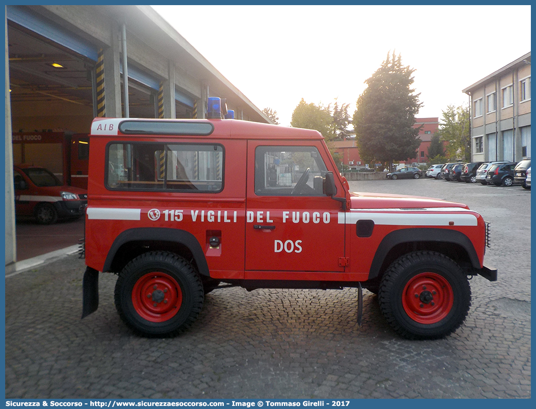 VF 28106
Corpo Nazionale Vigili del Fuoco
Servizio Antincendio Boschivo
Land Rover Defender 90
(variante)
Parole chiave: VVF;V.V.F.;Corpo;Nazionale;Vigili;del;Fuoco;AIB;A.I.B.;Servizio;Antincendio;Boschivo;Land Rover;Defender;90