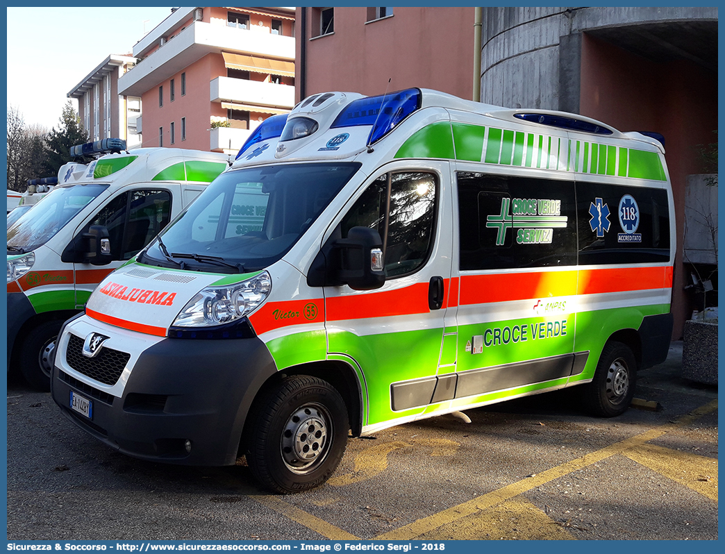 Victor 55
Croce Verde Servizi
Peugeot Boxer III serie
Allestitore Aricar S.p.A.
Parole chiave: Croce;Verde;Servizi;Padova;Ambulanza;Peugeot;Boxer;Aricar