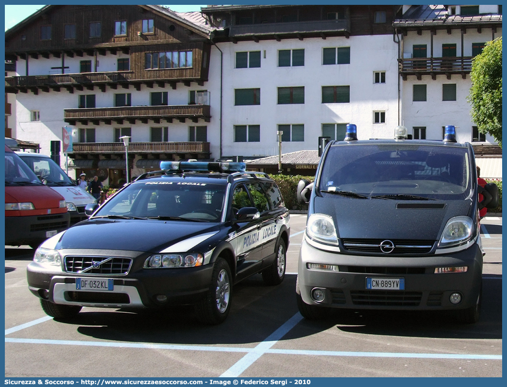 -
Polizia Locale
Comune di Cortina d'Ampezzo
Opel Vivaro I serie
Allestitore Bertazzoni S.r.l.
Parole chiave: PL;P.L.;PM;P.M.;Polizia;Locale;Municipale;Cortina d&#039;Ampezzo;Cortina;Ampezzo;Opel;Vivaro;Volvo;Bertazzoni