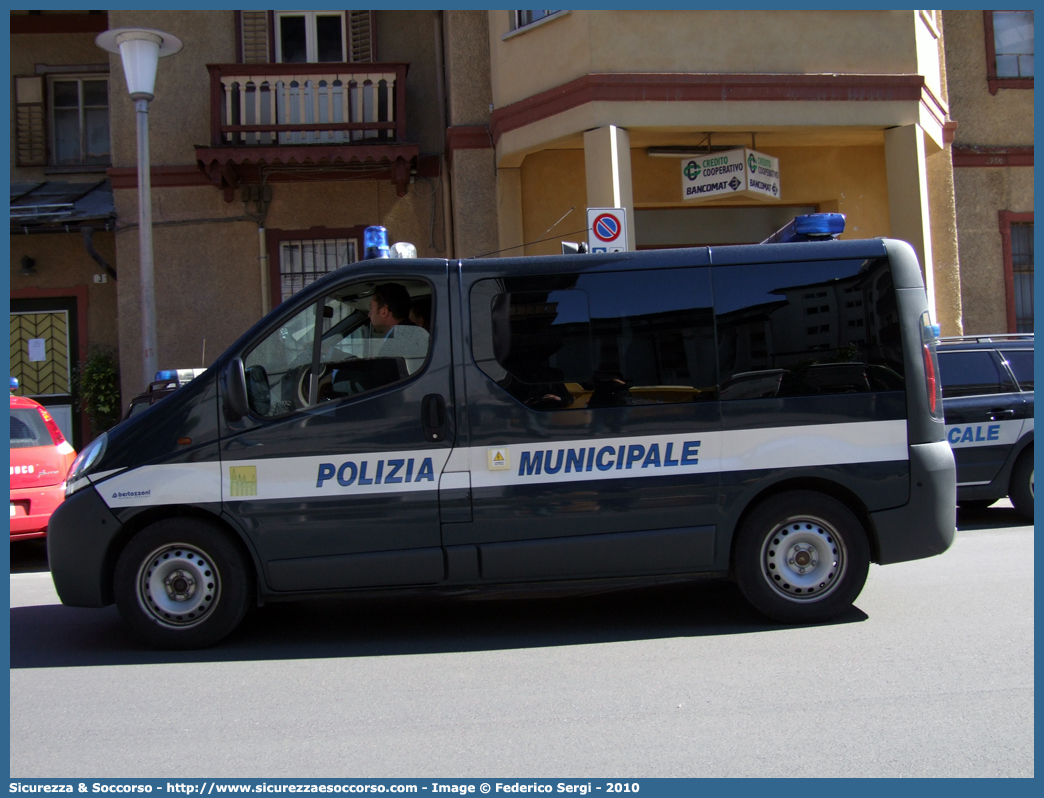 -
Polizia Locale
Comune di Cortina d'Ampezzo
Opel Vivaro I serie
Allestitore Bertazzoni S.r.l.
Parole chiave: PL;P.L.;PM;P.M.;Polizia;Locale;Municipale;Cortina d&#039;Ampezzo;Cortina;Ampezzo;Opel;Vivaro;Bertazzoni