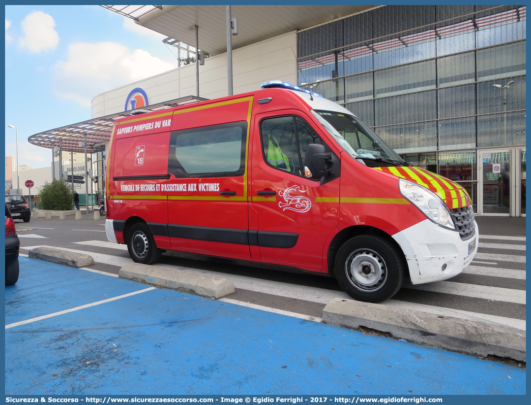 VSAV - 0128
République Française
La Seyne
Véhicule de Secours et d'Assistance aux Victimes
Renault Master IV generation
Conversion by Petit by Gruau
Parole chiave: République;Française;SDIS;S.D.I.S.;Service;Départemental;Incendie;Secours;83;La;Seyne;VSAV;Véhicule;de;Secours;et;d&#039;Assistance;aux;Victimes;Renault;Master;Gruau;Petit