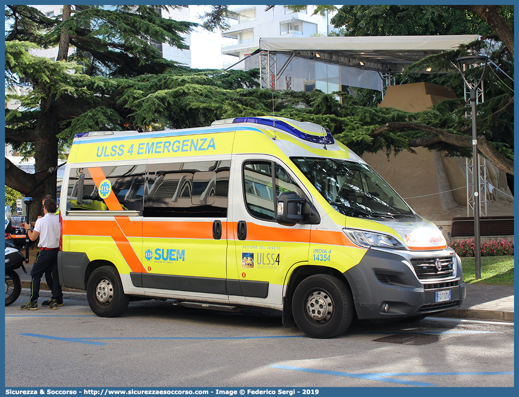 INDIA 4
SUEM 118 Jesolo Emergenza
Azienda ULSS 4 - Veneto Orientale
Jesolo
Fiat Ducato III serie restyling
Allestitore Pam Mobility S.r.l.
Parole chiave: 118;SUEM;Jesolo;Emergenza;Ambulanza;Autoambulanza;Fiat;Ducato;X290;Pam;Mobility