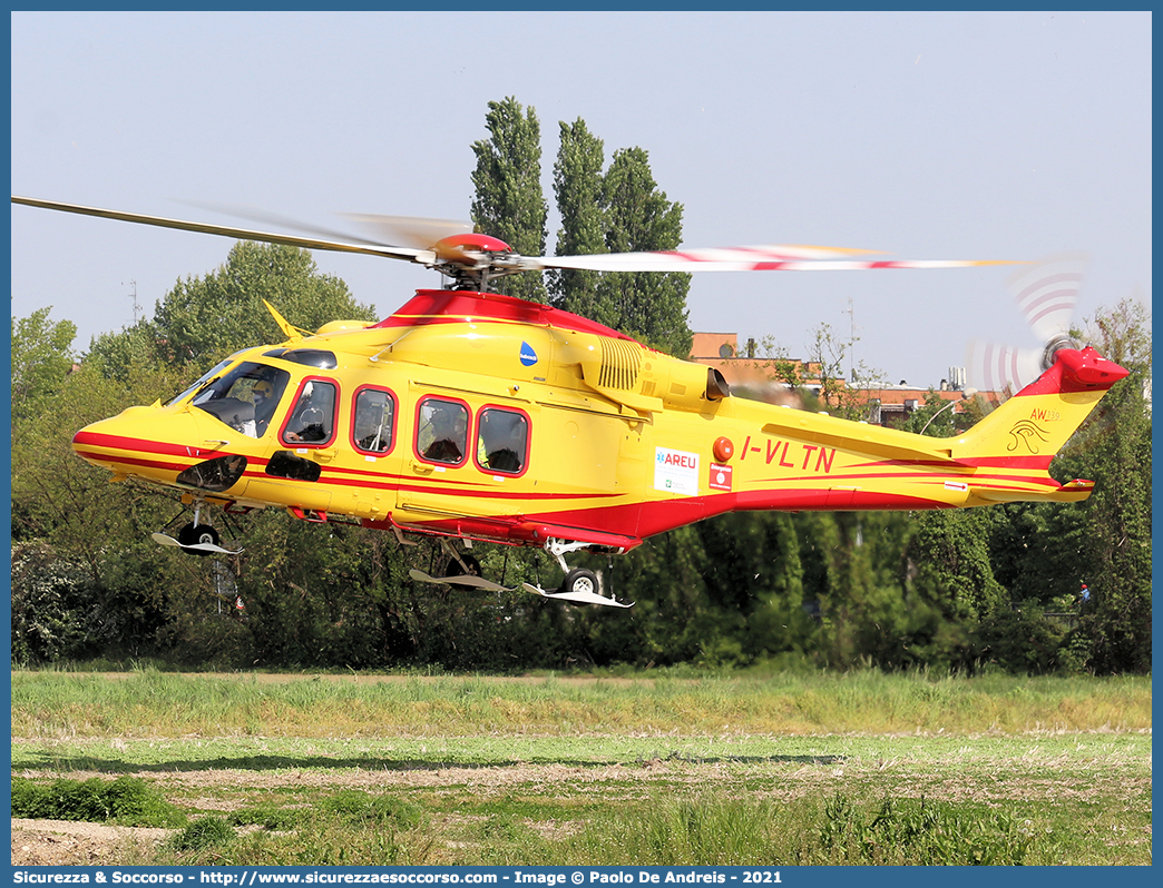 I-VLTN
118 Regione Lombardia
Leonardo Helicopters AW139
HORUS 4
Base di Milano
Parole chiave: 118;SSUEm;S.S.U.Em.;AREU;A.R.E.U.;Lombardia;Bresso;Milano;AgustaWestland;Agusta;Westland;Leonardo;Helicopters;AB139;139;Elicottero;Elisoccorso